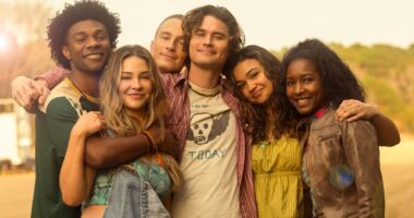 Outer Banks season 5 cast image