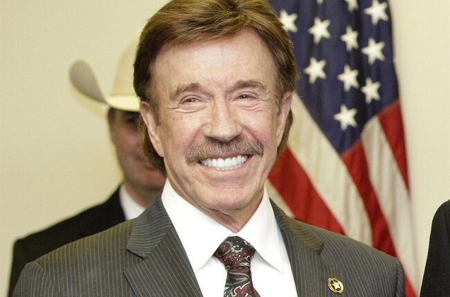 People Band Together, Rip to Shreds Garbage Media Take About Chuck Norris – RedState