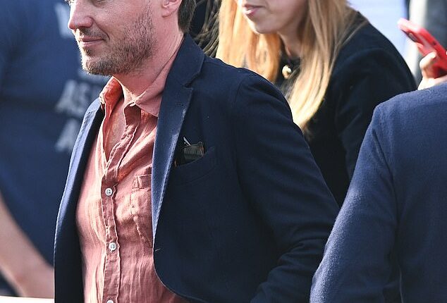 Princess Beatrice put on a united front with her husband Edoardo Mapelli Mozzi during a lunch out at a sushi bar in Notting Hill