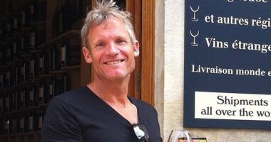 Professor of Geotechnical Engineering Stephan Matthai continues to be backed by authorities