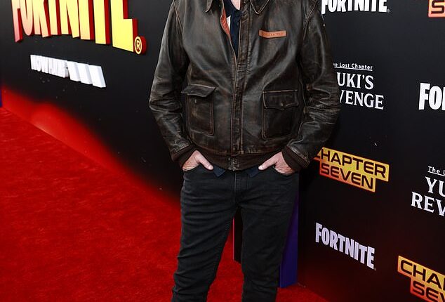 Filmmaker Quentin Tarantino has pushed back after actress Rosanna Arquette slammed his use of the N-word in his films a 'racist and creepy.'