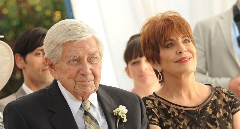 Ralph Waite Net Worth