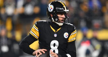 Steelers' 2026 Quarterback Plan Without Aaron Rodgers Revealed