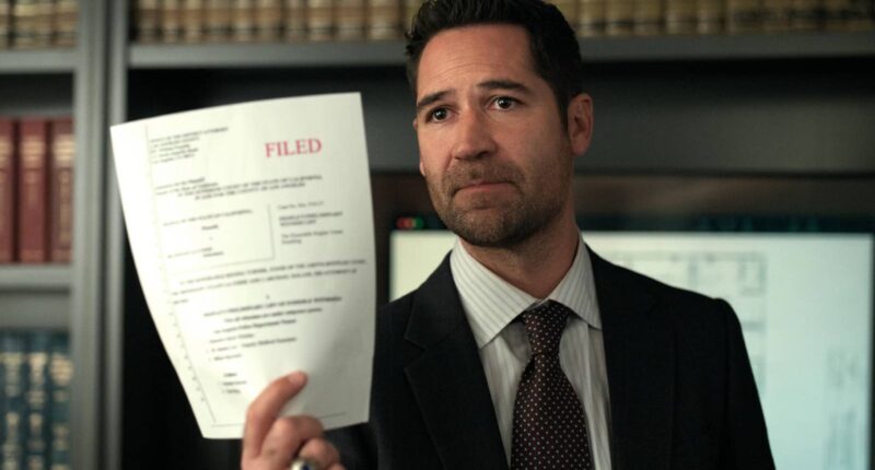 The Lincoln Lawyer Season 5 Plot Details & Character Upgrade Revealed As Production Officially Begins