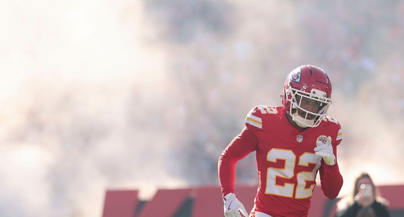 Celebrity Net Worth logo