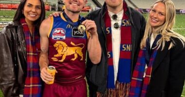 'Delete these… you're embarrassing yourself,' Jules Neale (right) commented below this photo of her former friend Tess Crosley (left) after discovering her alleged affair with husband Lachie