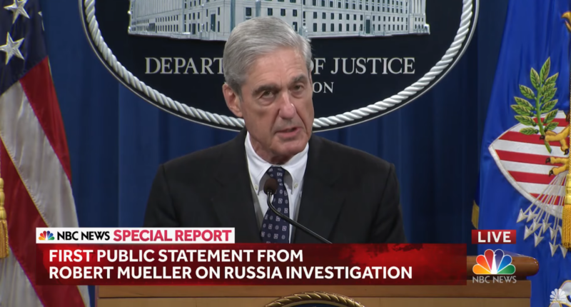 Robert Mueller speaking at a presser.