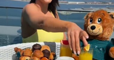Vicky Pattison has claimed Dubai is still 'one of the safest places in the world' despite entering its third day of Iranian missile strikes and suicide drone attacks (pictured in Dubai)