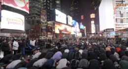 Muslim prayer at Times Sq