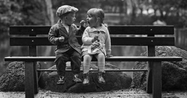 40 Vintage Pics Of Children Shared By &lsquo;Simple Is Beautiful Photography&rsquo; Filled With Memory And Tenderness