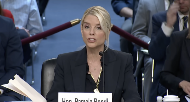 Former AG Pam Bondi