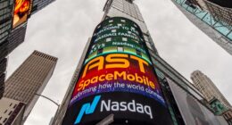 AST SpaceMobile’s stock rebounds as the satellite company gets a much-needed win
