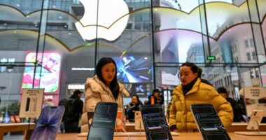 Apple is defying a global smartphone slump, as shown through this first-time feat