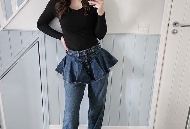 Senior Features Writer Rebekah Absalom tries the viral peplum jeans from Agolde