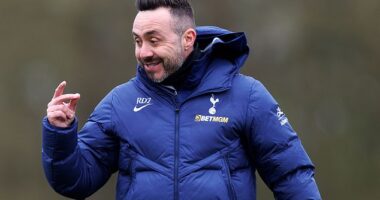 Roberto De Zerbi begins his Totttenham rescue mission at Sunderland on Sunday