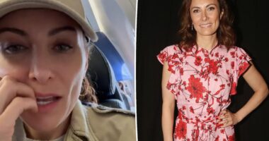 Broadway star moans about not getting recognized on flight full of theater kids