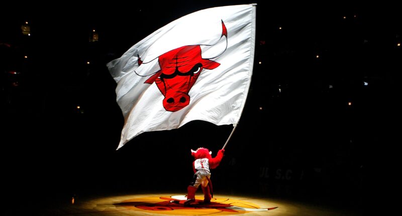 Chicago Bulls Narrow Search to Three GM Finalists: Report
