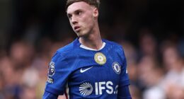 Cole Palmer has insisted he has no plans to leave Chelsea amid links to Manchester United