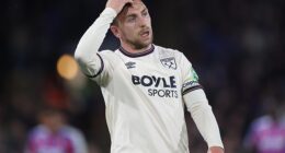 West Ham climbed two points above Tottenham after a lethargic draw against Crystal Palace