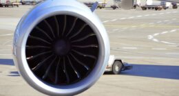 GE’s profit beats by wide margin, sending its stock into positive territory for the year