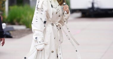 Heidi Klum looked dazzling despite the weather as she arrived for America's Got Talent auditions in Pasadena Saturday