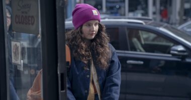 How did Neil and Melanie Die? Who are Daisy’s Real Parents?