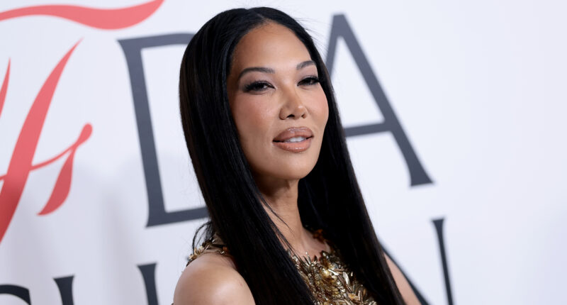 Goodbye? Kimora Lee Simmons’ Husband Tim Leissner Files For Divorce Amid Serving Prison Sentence (VIDEO)