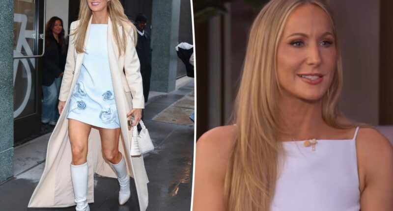 Nikki Glaser suffers wardrobe malfunction on 'Live with Kelly and Mark'