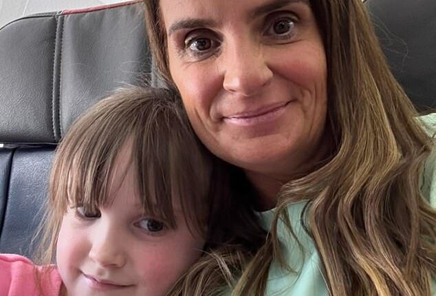 The Radford family, which includes Sue and six-year-old Heidi, have jetted to Florida for a sun-soaked adventure