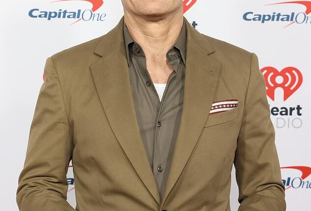 Ryan Seacrest has admitted that he is feeling 'depressed' about being single nearly one year after he broke up with his longtime girlfriend, model Aubrey Paige