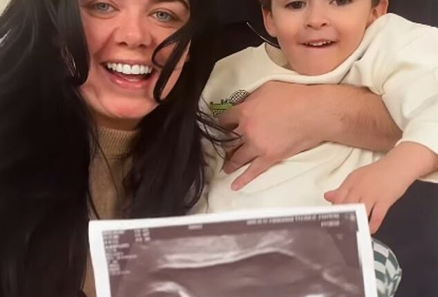 Scarlett Moffatt is pregnant! The I'm A Celeb star announced that she is expecting second child with her fiancé Scott Dobinson in sweet clip on Monday night
