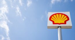 Shell to buy Canadian shale company for $14 billion, in what would be oil giant’s biggest acquisition in 10 years