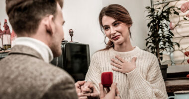Sister Tells Bro Fianc&eacute;e&rsquo;s $40K Ring Complaint Is &ldquo;God&rsquo;s Red Flag&rdquo;, He Calls Off Entire Proposal