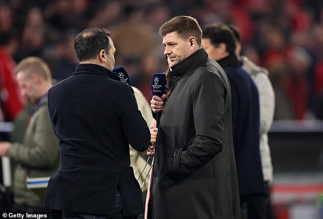 Steven Gerrard worries about the future of Alvaro Arbeloa as Real Madrid boss going forward