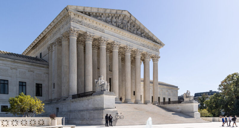 Supreme Court Strikes Down Congressional Map as Racial Gerrymander. – The National Pulse