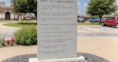 Surprise! En-Banc Appellate Court Restores 'Ten Commandments' Law in Texas – HotAir