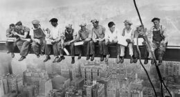¿Lunch on a Beam¿ is among the most recognized and reproduced documentary photographs ever, depicting 11 workers high above Midtown Manhattan during construction of the RCA Building