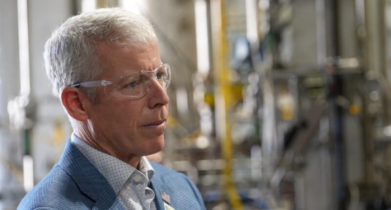 Trump’s Energy Sec Says Gas May Remain Expensive Until 2027. – The National Pulse