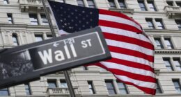 U.S. stock futures fall, oil rises ahead of a busy week for Wall Street