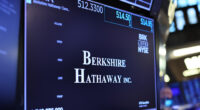 Warren Buffett’s Berkshire Hathaway Has Been Making Quiet Move That Has Investors Worried