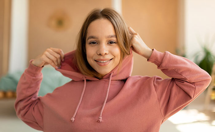 Wife Doesn&rsquo;t Want 16YO Stepdaughter To Move Into Their Home, Husband Suggests She Move To A Hotel Then