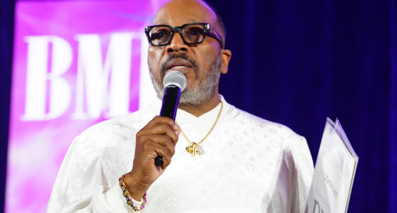 Oop! Marvin Sapp's Wife Says The Church Did Not Fund Their Lavish Wedding Or Her Helicopter Arrival La'Boris Cole