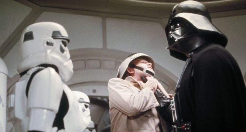 15 Funny Movie Mistakes You Won't Unsee Once You Notice Them