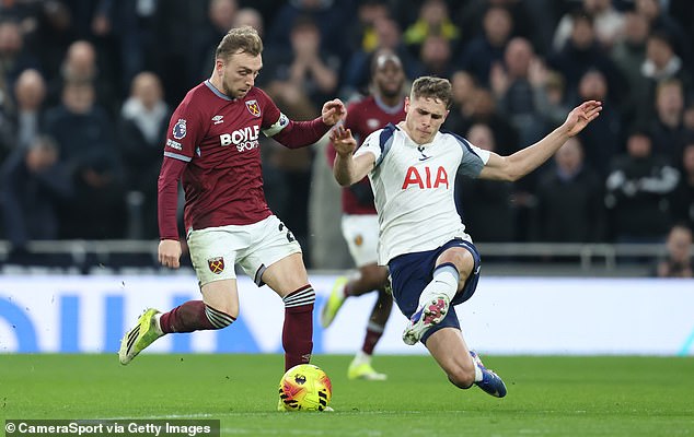 Who will win the battle for survival between West Ham and Tottenham on the season's final day?