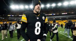 Aaron Rodgers officially sealed his return to the Pittsburgh Steelers on Monday
