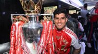 Barcelona are considering a move for on-loan Arsenal defender Piero Hincapie