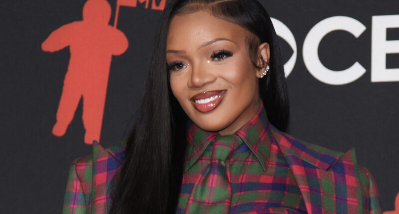 Sister Love! Victoria “BroRilla” Woods Checks Critics Who Try To Downplay GloRilla’s Looks While Crediting Her For Putting Memphis On The Map (VIDEO