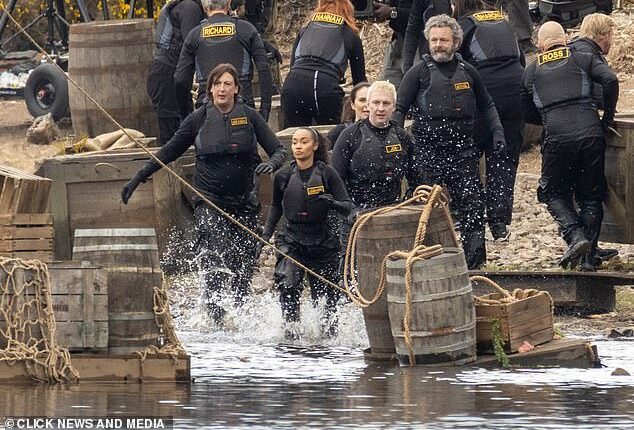 Celebrity Traitors looks set to kick off in dramatic fashion, as this year's lineup tackled their first mission deep in the Scottish Highlands
