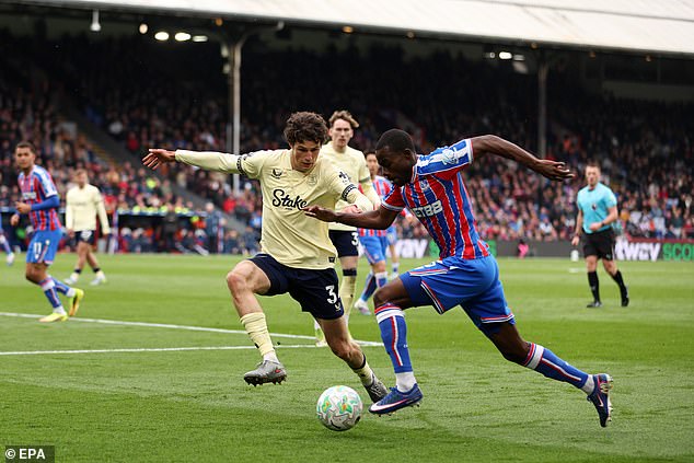 The spoils were shared between Everton and Crystal Palace on Sunday in what was an end-to-end affair