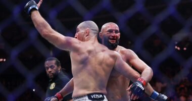 Dana White Reveals His Scorecard for UFC 328 Main Event